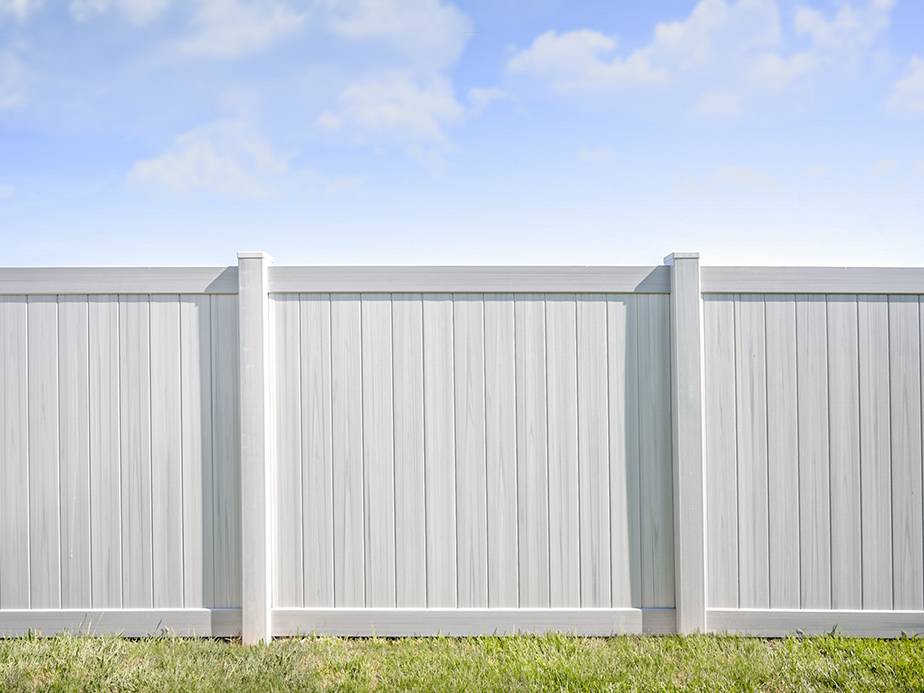 Walton Kentucky vinyl privacy fencing